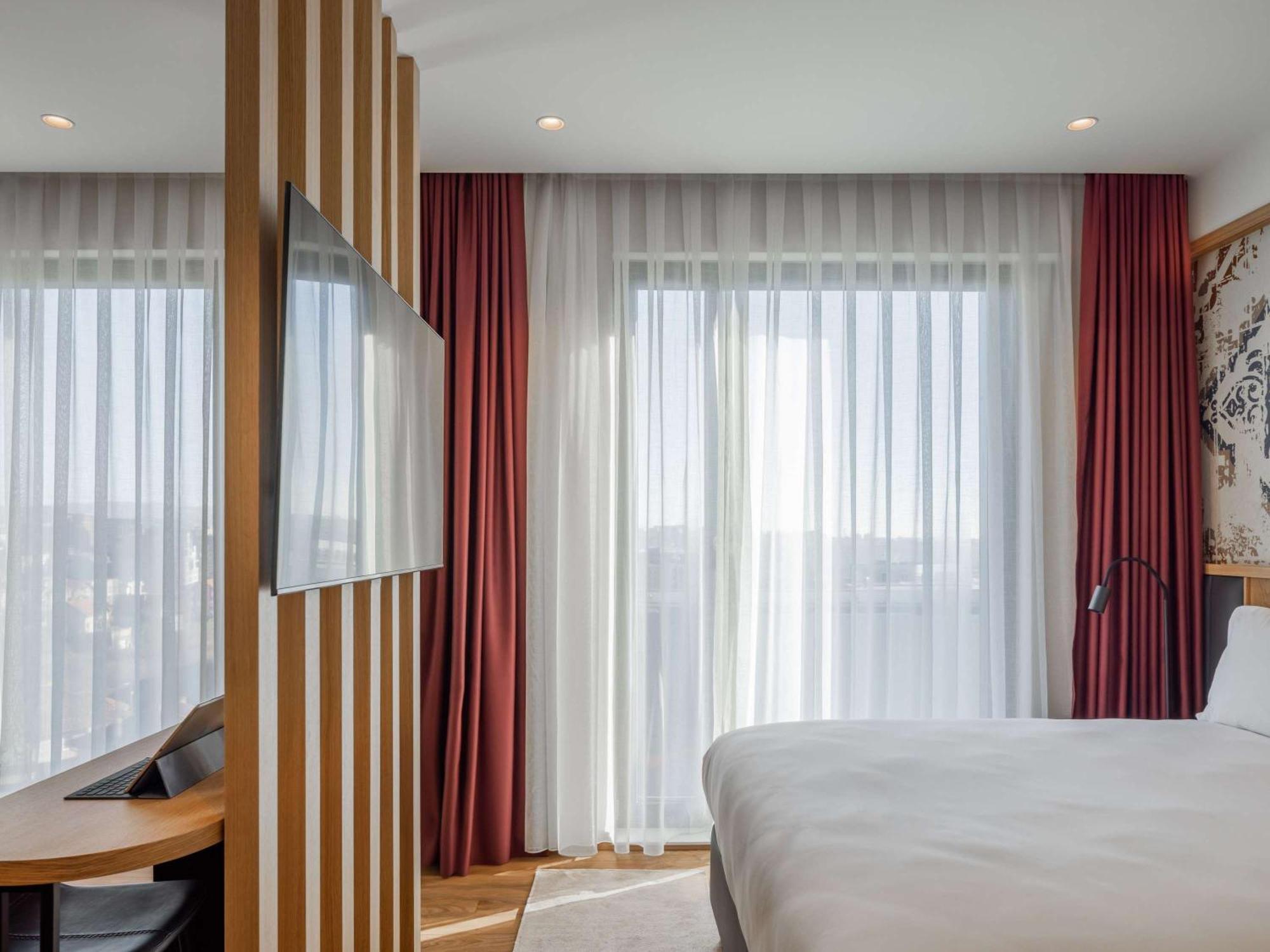 Mercure Prishtina City بريشتاين المظهر الخارجي الصورة