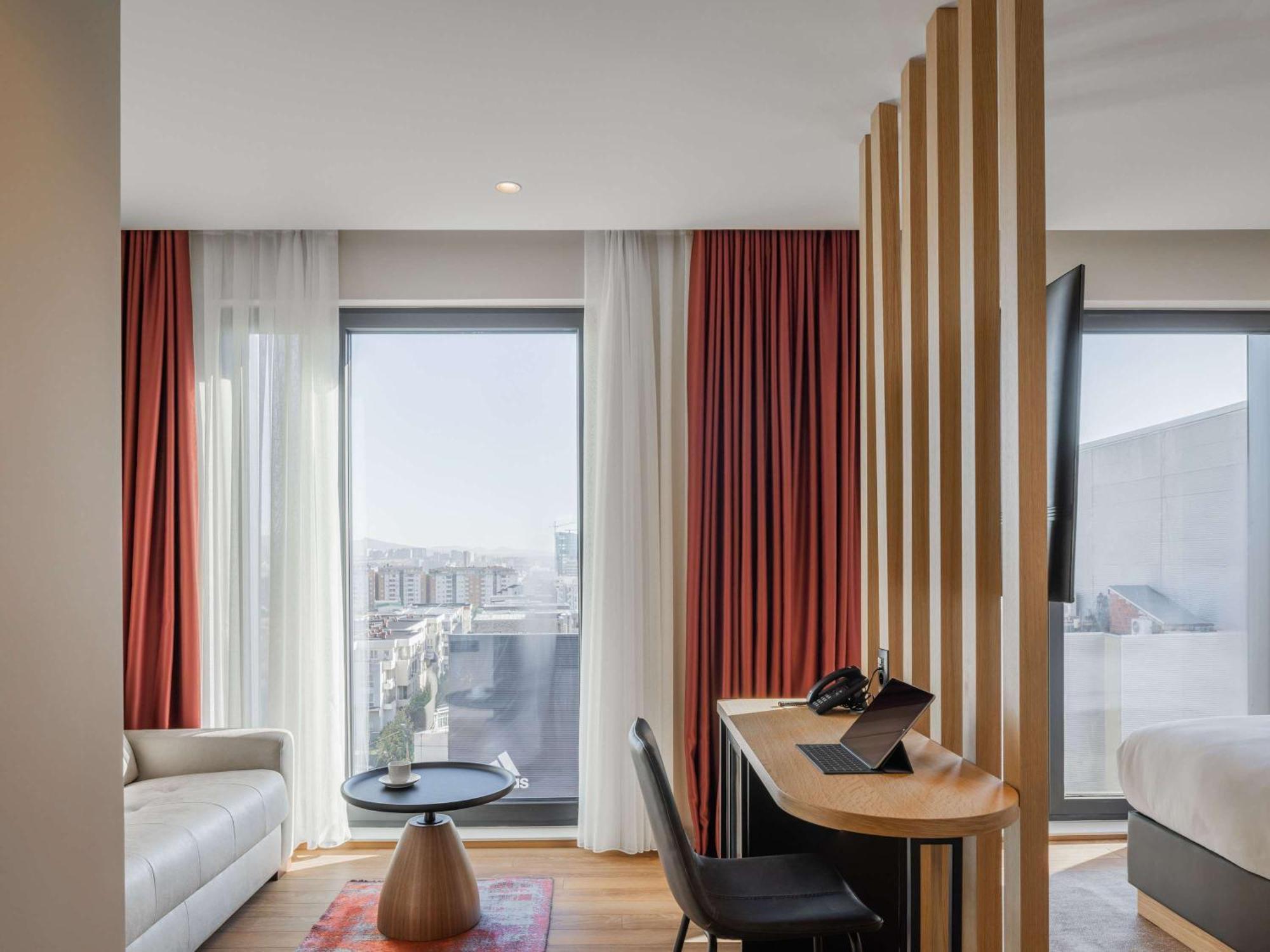 Mercure Prishtina City بريشتاين المظهر الخارجي الصورة