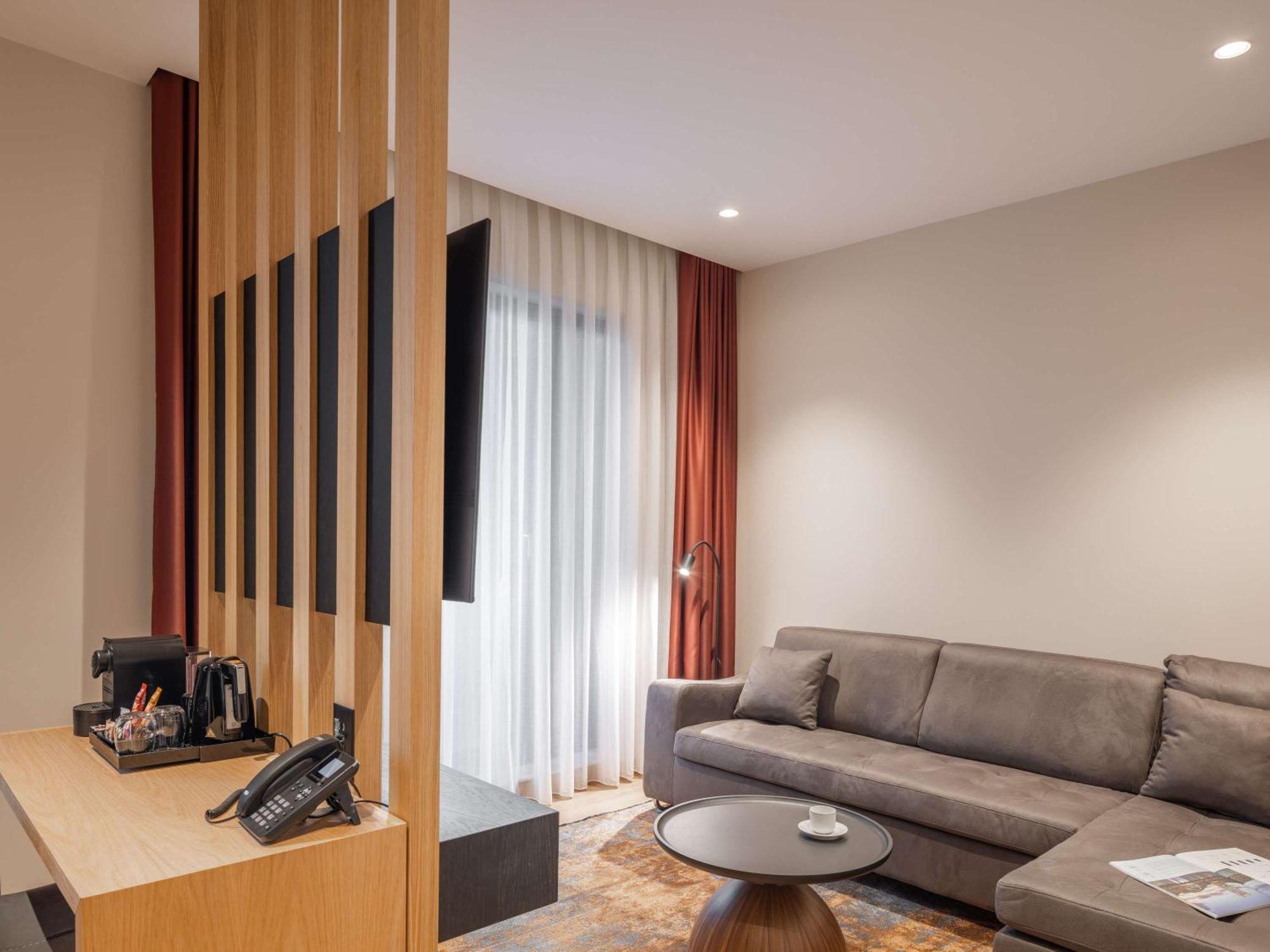 Mercure Prishtina City بريشتاين المظهر الخارجي الصورة