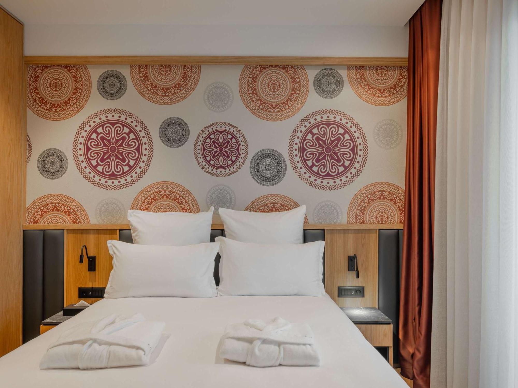 Mercure Prishtina City بريشتاين المظهر الخارجي الصورة