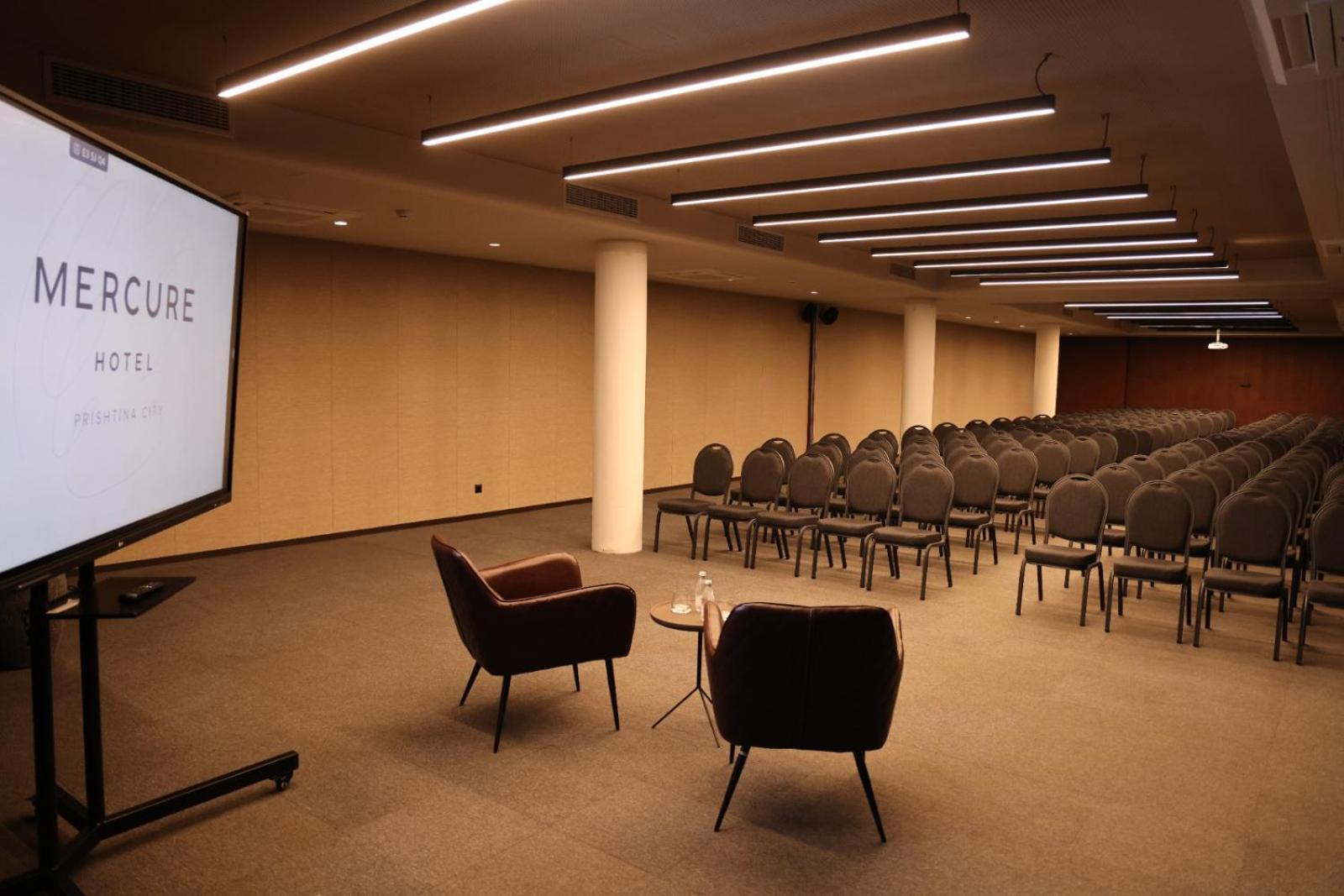 Mercure Prishtina City بريشتاين المظهر الخارجي الصورة